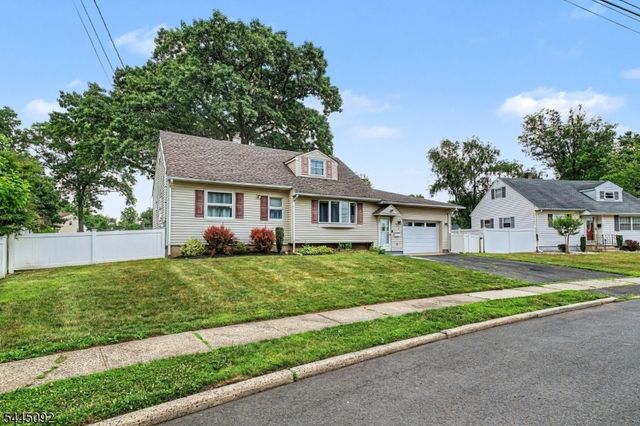 3 Darwin Rd, Franklin Twp., NJ 08873