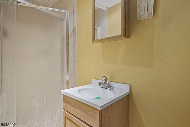 3 Darwin Rd, Franklin Twp., NJ 08873