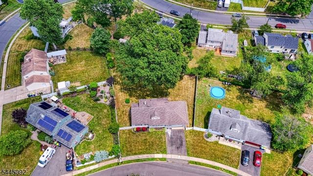 3 Darwin Rd, Franklin Twp., NJ 08873