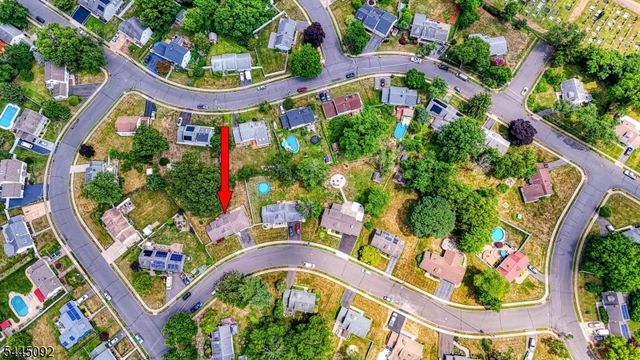 3 Darwin Rd, Franklin Twp., NJ 08873