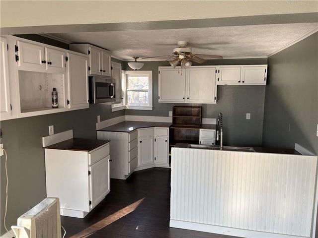 114 S High Street, Arma, KS 66712