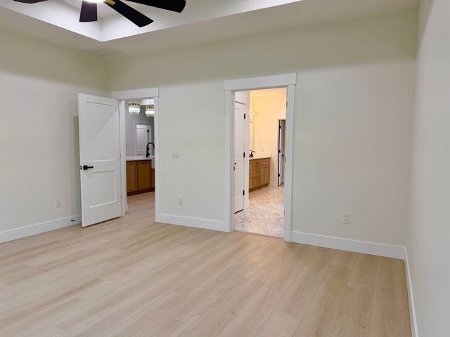 766 E Long Bay Drive, Inman, SC 29349