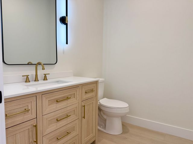 766 E Long Bay Drive, Inman, SC 29349