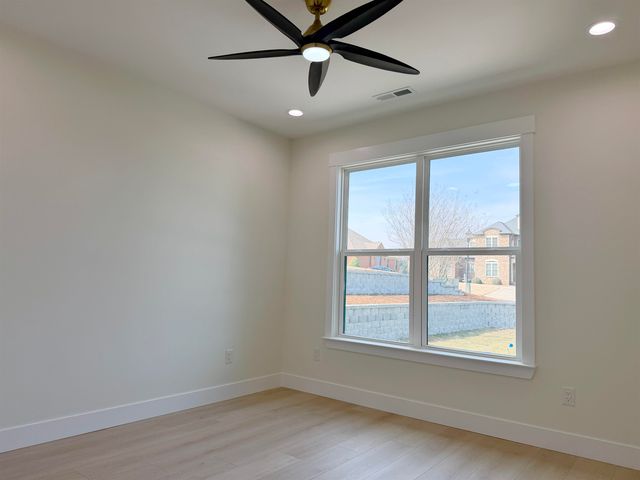 766 E Long Bay Drive, Inman, SC 29349