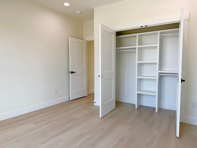 766 E Long Bay Drive, Inman, SC 29349