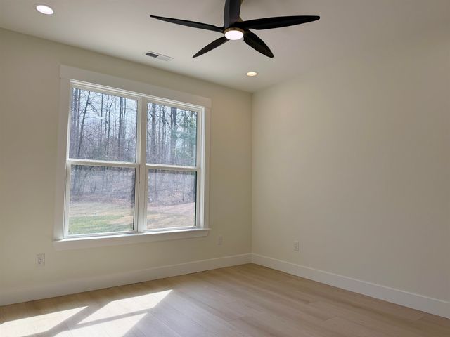 766 E Long Bay Drive, Inman, SC 29349