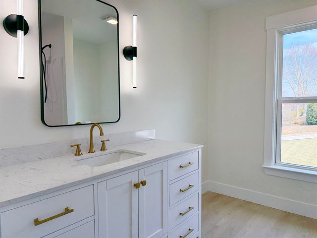 766 E Long Bay Drive, Inman, SC 29349