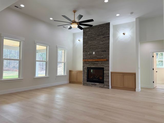 766 E Long Bay Drive, Inman, SC 29349