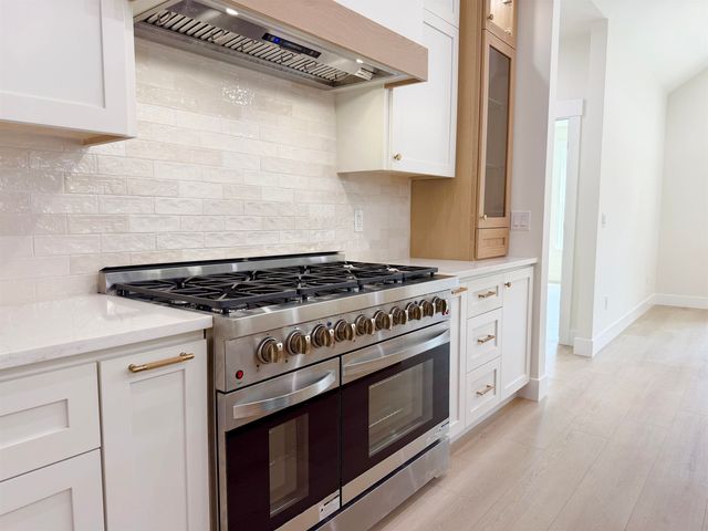 766 E Long Bay Drive, Inman, SC 29349