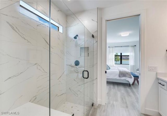 20419 Pebble Glen DR, Estero, FL 33928