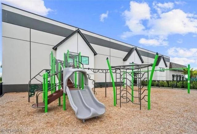 20419 Pebble Glen DR, Estero, FL 33928