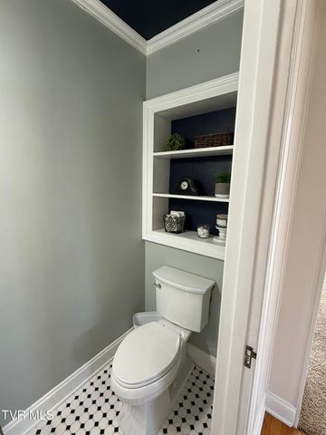 161 West Sevier Avenue, Kingsport, TN 37660