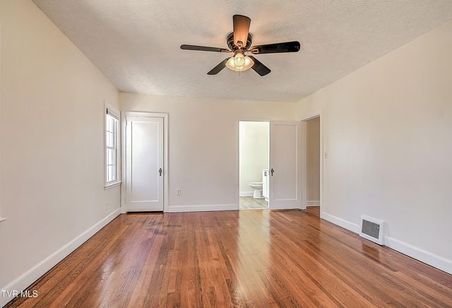 161 West Sevier Avenue, Kingsport, TN 37660