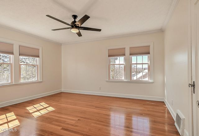 161 West Sevier Avenue, Kingsport, TN 37660