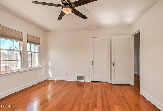 161 West Sevier Avenue, Kingsport, TN 37660