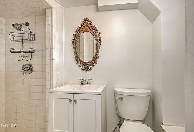 161 West Sevier Avenue, Kingsport, TN 37660