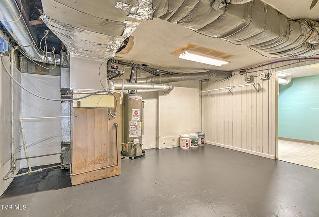 161 West Sevier Avenue, Kingsport, TN 37660