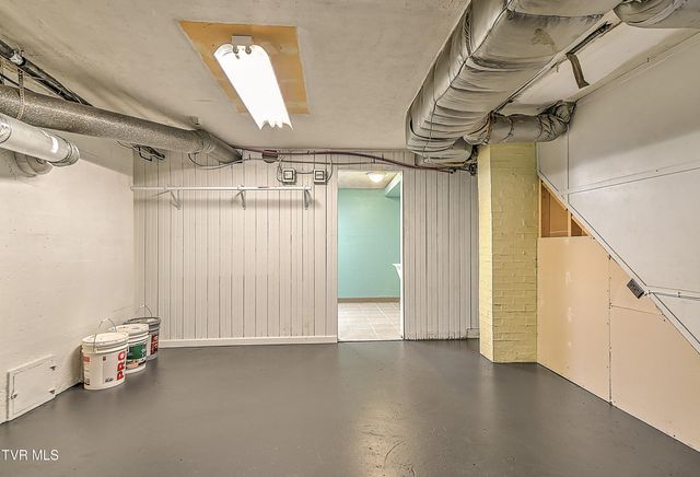 161 West Sevier Avenue, Kingsport, TN 37660