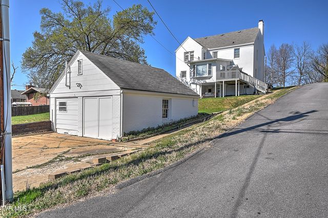 161 West Sevier Avenue, Kingsport, TN 37660