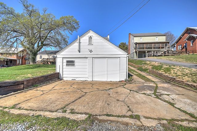 161 West Sevier Avenue, Kingsport, TN 37660