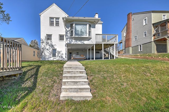 161 West Sevier Avenue, Kingsport, TN 37660