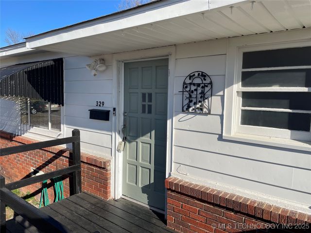 329 S 45th West Avenue, Tulsa, OK 74127