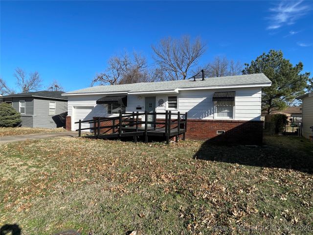 329 S 45th West Avenue, Tulsa, OK 74127