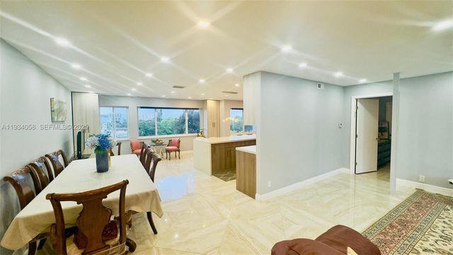 329 SE 3rd St 502S, Hallandale Beach, FL 33009