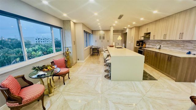 329 SE 3rd St 502S, Hallandale Beach, FL 33009