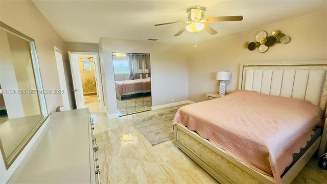 329 SE 3rd St 502S, Hallandale Beach, FL 33009