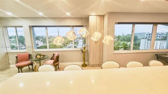 329 SE 3rd St 502S, Hallandale Beach, FL 33009