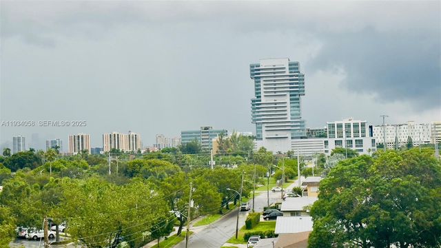 329 SE 3rd St 502S, Hallandale Beach, FL 33009