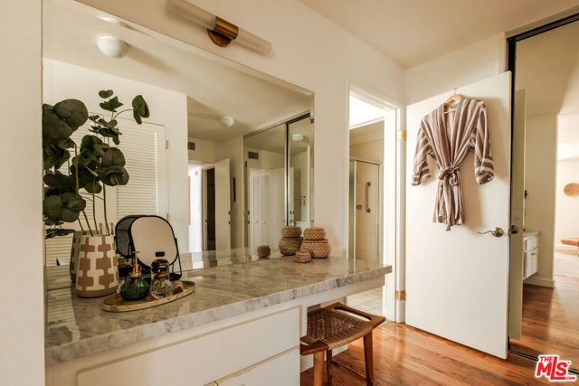 4350 Via Dolce 107, Los Angeles, CA 90292