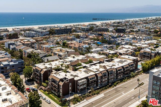 4350 Via Dolce 107, Los Angeles, CA 90292