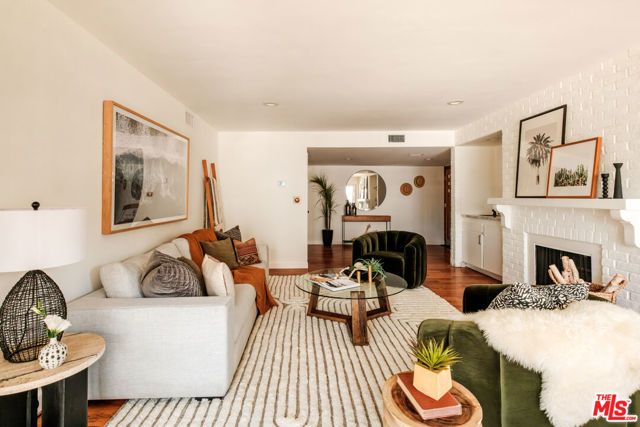 4350 Via Dolce 107, Los Angeles, CA 90292