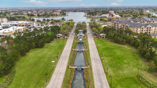 29114 Parker Trace Drive, Fulshear, TX 77441