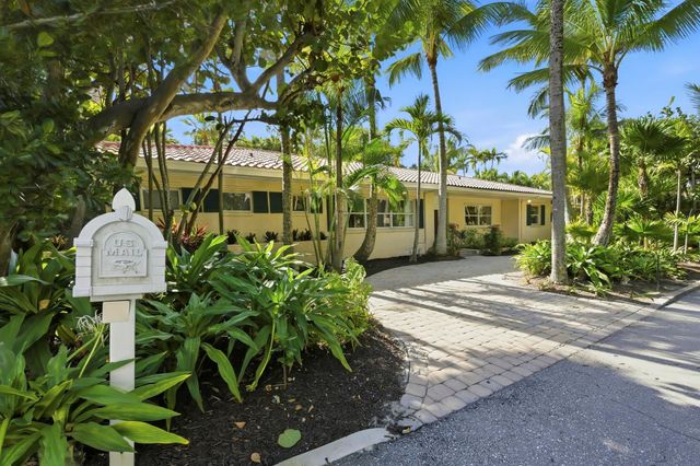 110 Merrain Road, Palm Beach, FL 33480