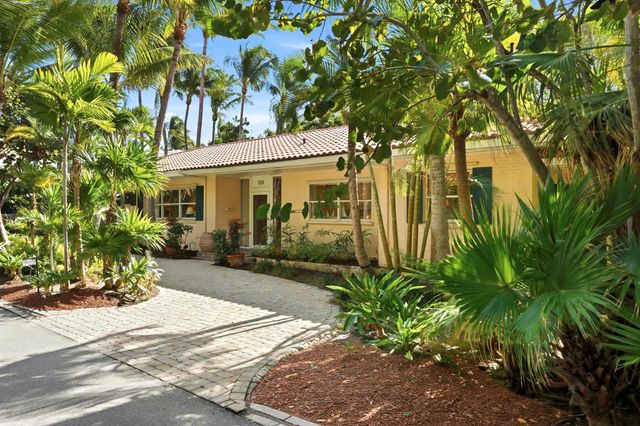 110 Merrain Road, Palm Beach, FL 33480