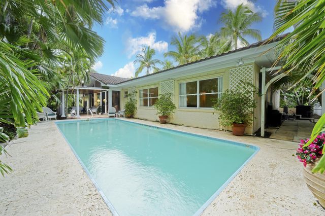 110 Merrain Road, Palm Beach, FL 33480