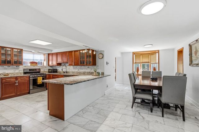 216 COLUMBIA AVE, Horsham, PA 19044