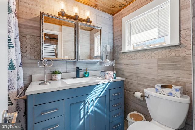 216 COLUMBIA AVE, Horsham, PA 19044