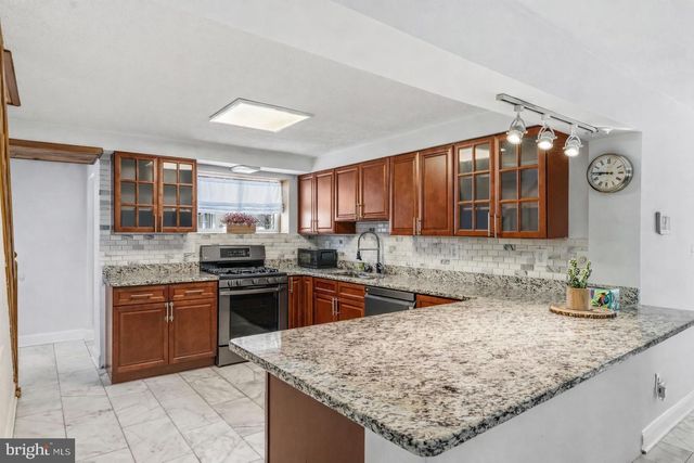 216 COLUMBIA AVE, Horsham, PA 19044