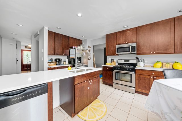 1821 Terrace Road, Homewood, IL 60430