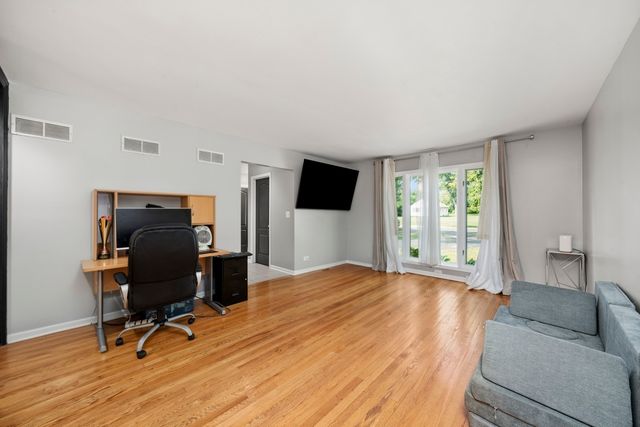 1821 Terrace Road, Homewood, IL 60430