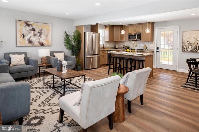 3 HARDING ST, Lutherville Timonium, MD 21093