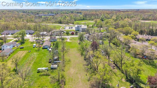 33152 Ann Arbor Trail, Westland, MI 48185