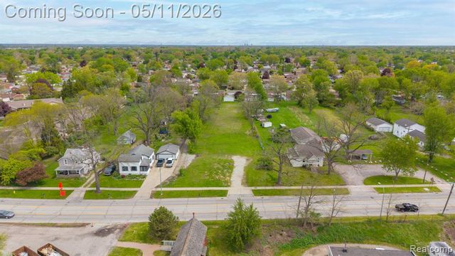 33152 Ann Arbor Trail, Westland, MI 48185