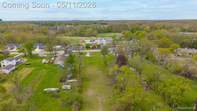 33152 Ann Arbor Trail, Westland, MI 48185
