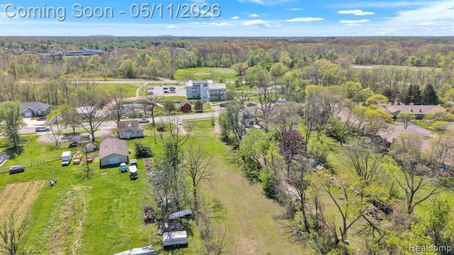 33152 Ann Arbor Trail, Westland, MI 48185