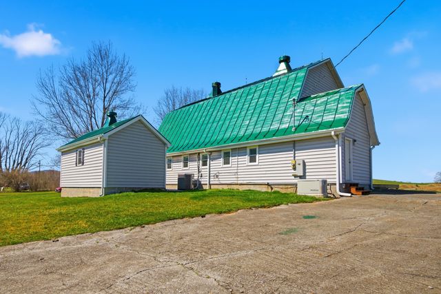 6458 Piney Woods RD, Riner, VA 24149